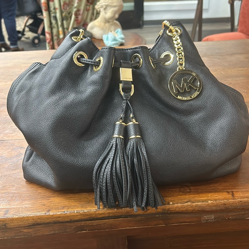 Michael Kors Camden Drawstring Black-TJ